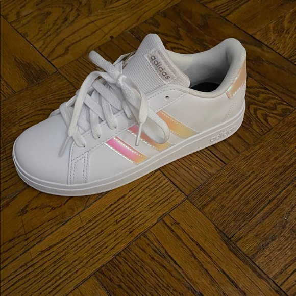 adidas gazelle silver green womens adidas Grand Court 00s Shoes Kids Pink 1